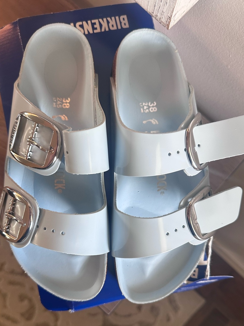 Birkenstock Arizona Big Buckle High Shine Baby Blue Patent Sandals Women 7N - Picture 8 of 11